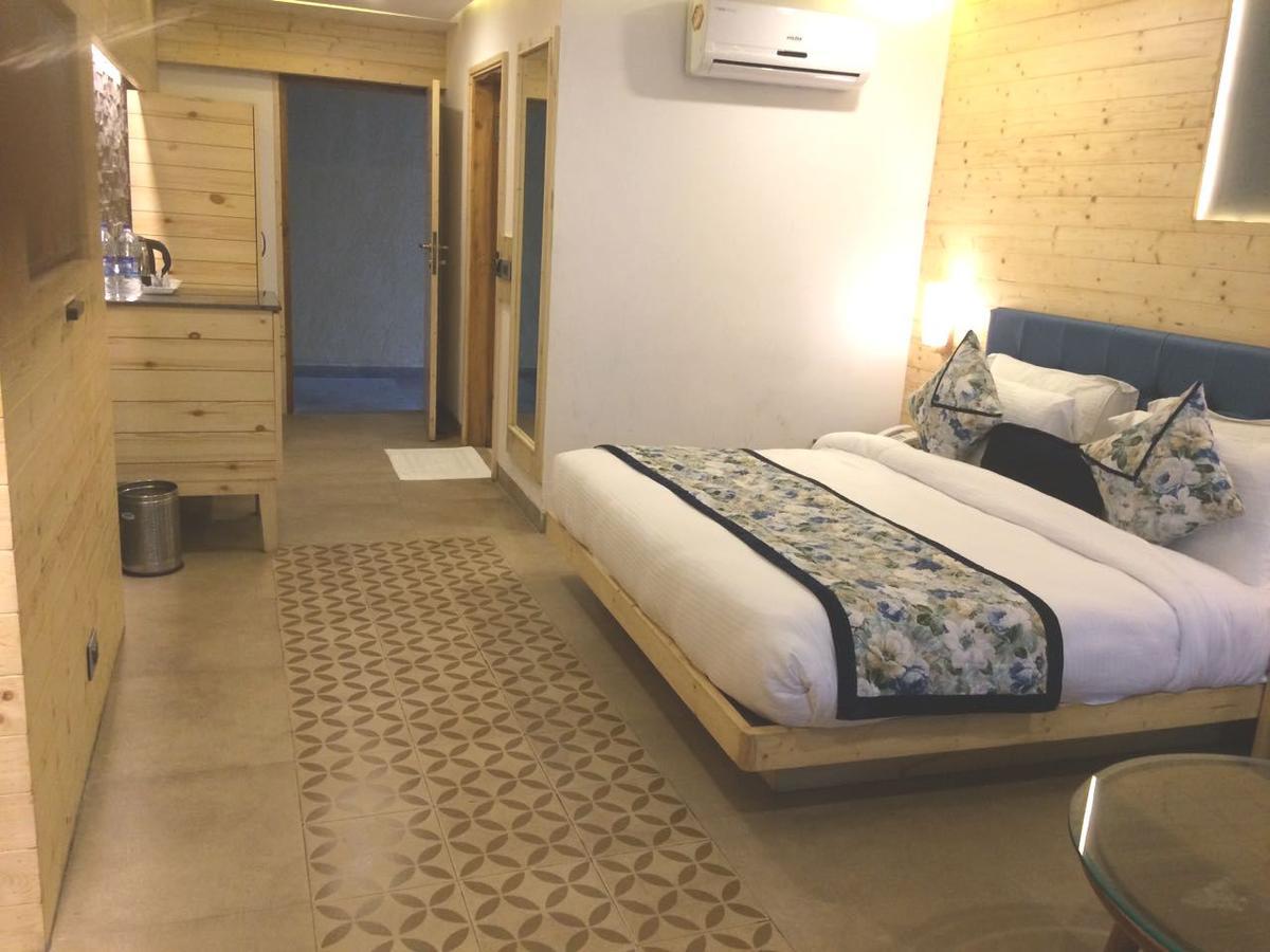 โฮเต็ล เบร้นท์วูด Hotel มัสซูรี ภายนอก รูปภาพ